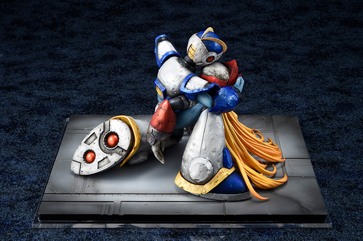 Rockman X and Zero 1/7 Brand New