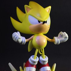 (image for) Super Sonic - Classic Sonic the Hedgehog Statue (2) Pre-owned A-/B